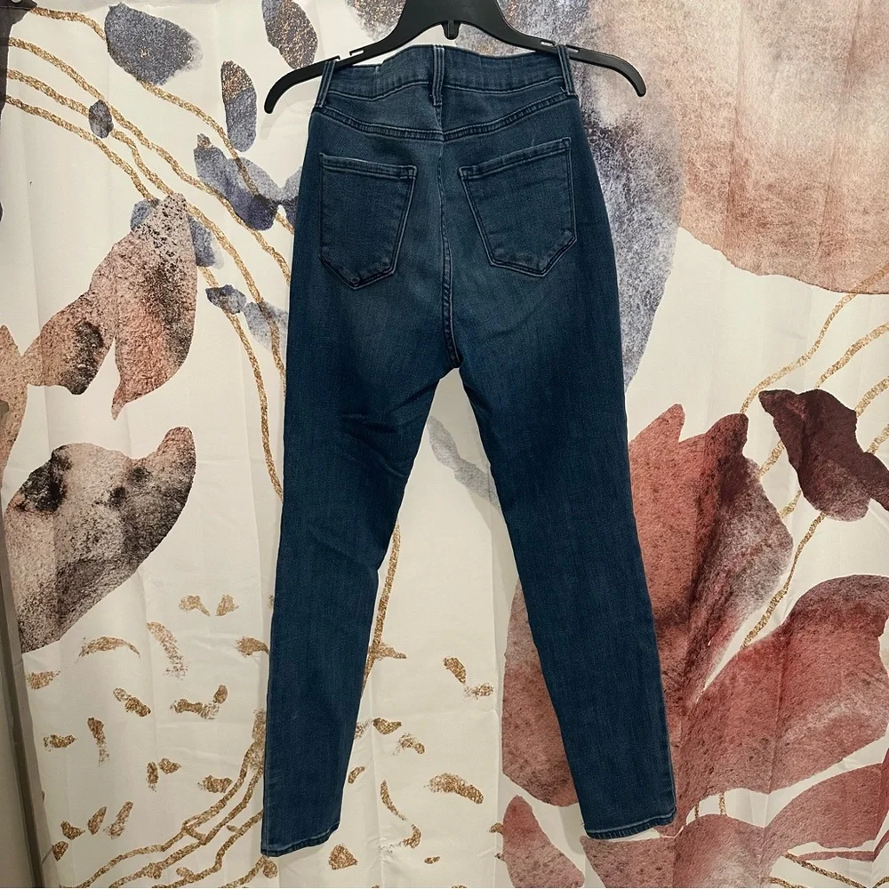 Old Navy High Rise Super Skinny, size 8 - Picture 6 of 9